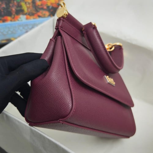 دولتشي اند غابانا مقاس 20