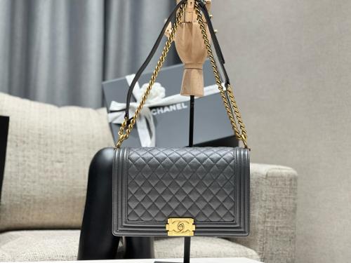 شانيل مديم بوي مقاس 25cm