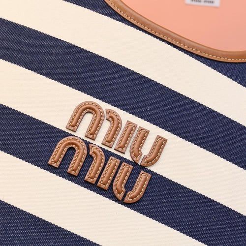 ميو ميو IVY leather bag مقاس 35cm