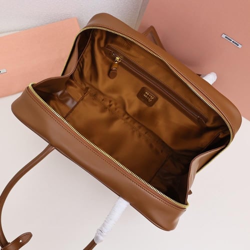 ميو ميو Beau مقاس 34cm