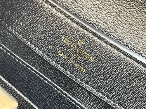 لوي فيتون Capucines مقاس 21cm