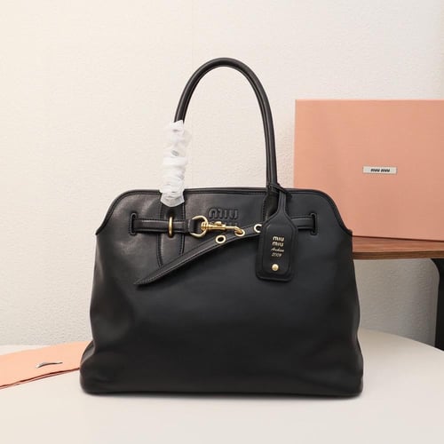 ميو ميو Aventure Nappa مقاس 40cm