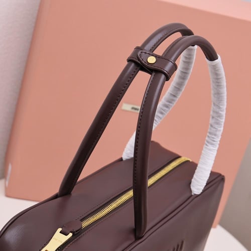 ميو ميو Beau مقاس 34cm