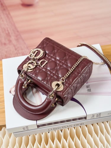 ليدي ديور ميني مقاس 17cm