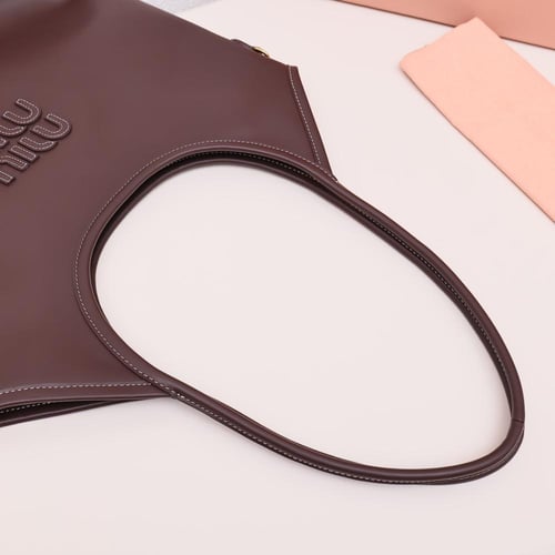 ميو ميو IVY leather bag مقاس 35cm
