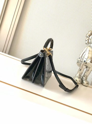 فندي بيكابو بتيت مقاس 20cm