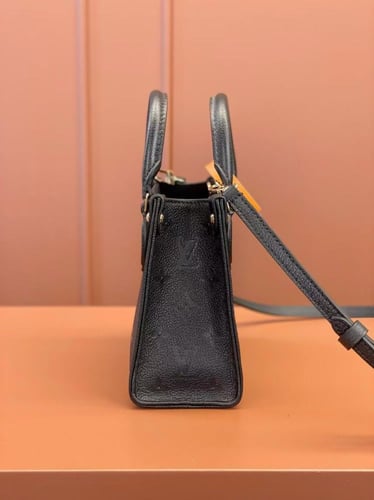 لوي فيتون ONTHEGO BB مقاس18cm