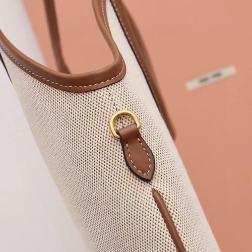 ميو ميو IVY leather bag مقاس 35cm