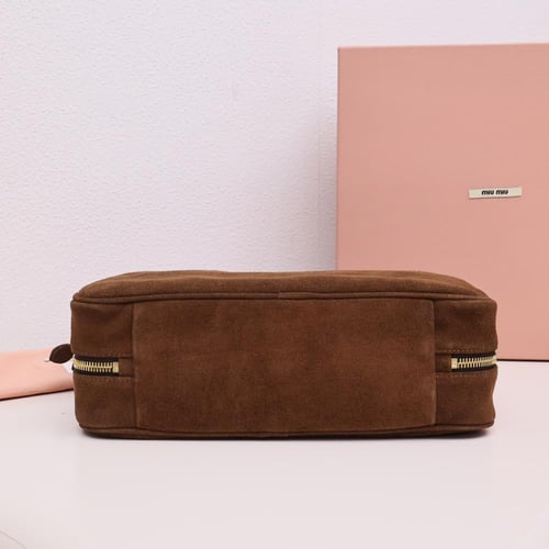 ميو ميو Beau مقاس 34cm