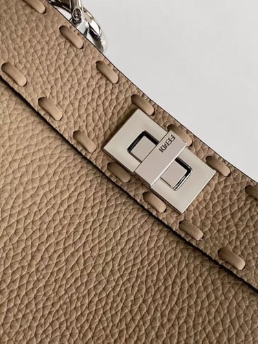 فندي بيكابو بتيت مقاس 20cm