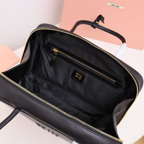 ميو ميو Beau مقاس 34cm