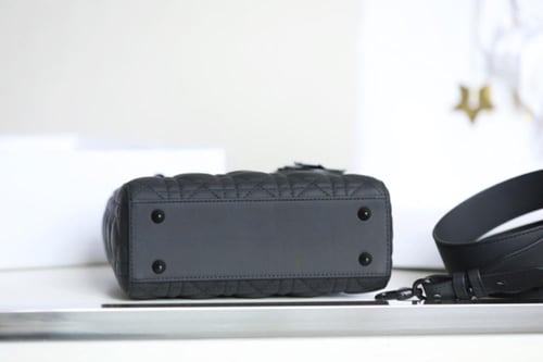 ليدي ديور سمول مقاس 20cm