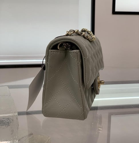 شانيل كلاسك مقاس 20cm