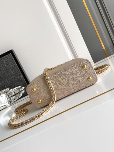 لوي فيتون Capucines مقاس 21cm