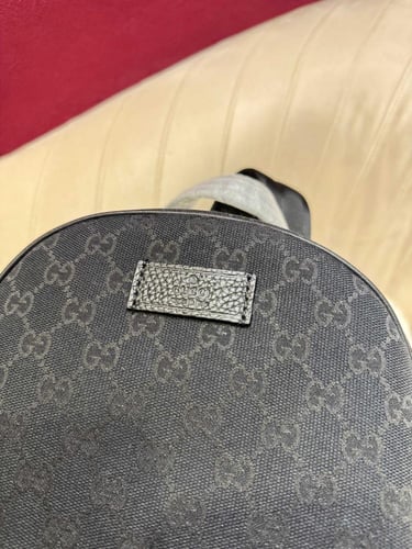 قوتشي GG Supreme مقاس 30 سم
