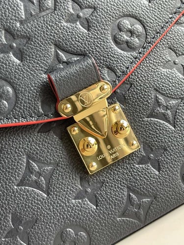 لوي فيتون ‏ Pochette Métis مقاس25cm