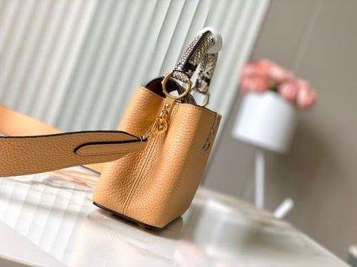 لوي فيتون Capucines مقاس 21cm