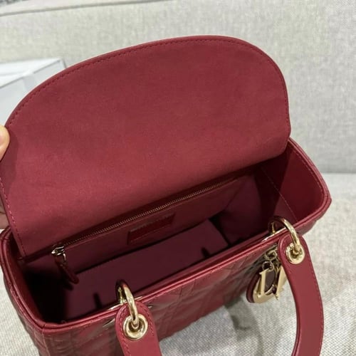 ديور ليدي ميديم مقاس 24cm