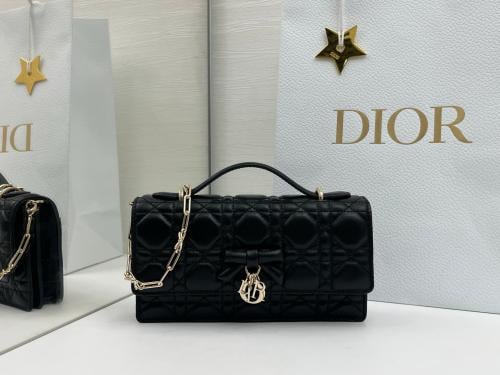 ديور ليدي كلاتش مقاس 21cm