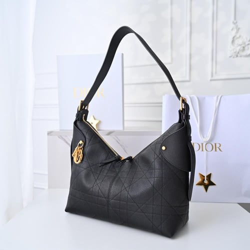 ديور Voyageur مقاس 28cm