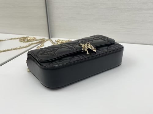 شنطة ليدي ديور​ أسود مقاس 21cm