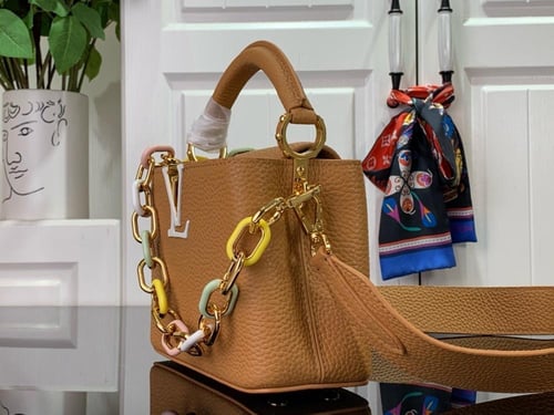 لوي فيتون كابسين ميني 21cm