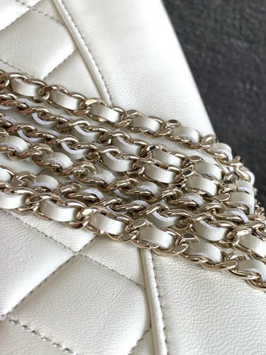 شانيل NANO31 مقاس 20cm