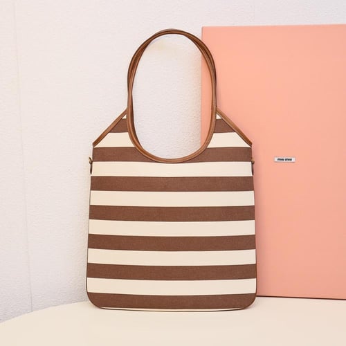 ميو ميو IVY leather bag مقاس 35cm