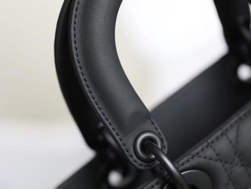 ليدي ديور سمول مقاس 20cm