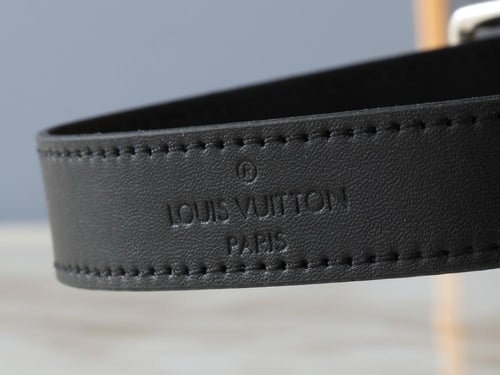 لويس فيتون مقاس23cm
