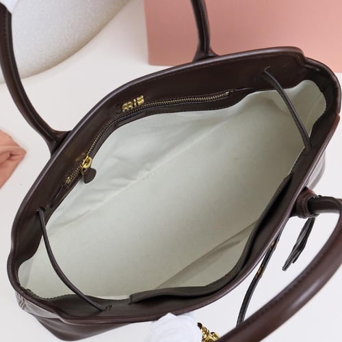 ميو ميو Aventure Nappa مقاس 40cm