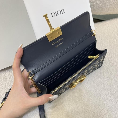 ديور ثري مونتين مقاس20 cm