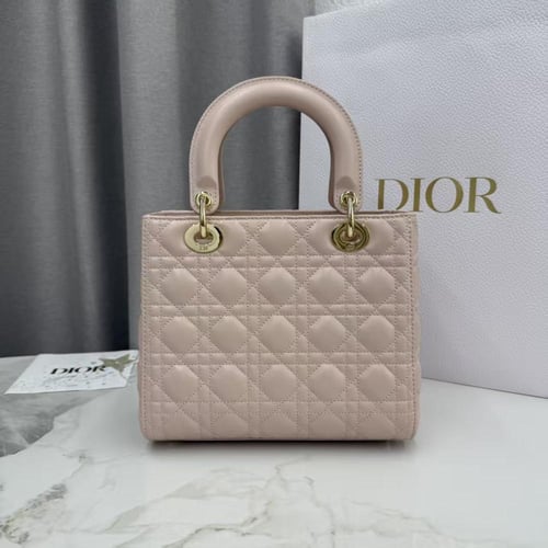 ليدي ديور مديم مقاس 24cm
