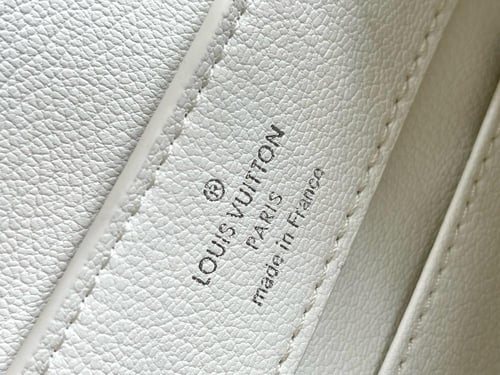 لوي فيتون Capucines مقاس 21cm