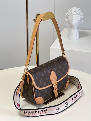 لوي فيتون DIANE مقاس23cm