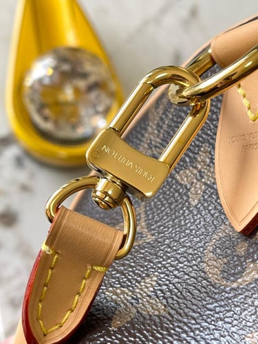 لويس فيتون مقاس30cm