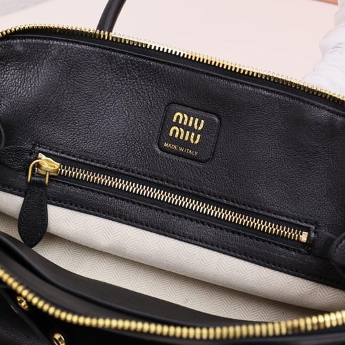 ميو ميو Aventure Napp مقاس 33cm