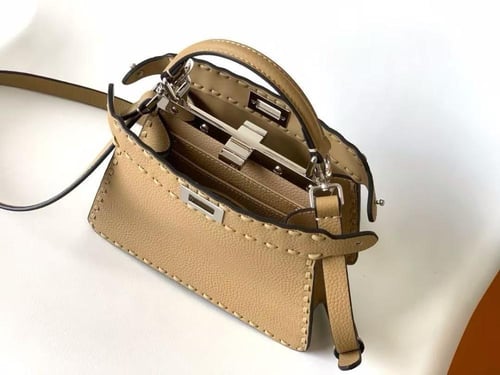 فندي بيكابو بتيت مقاس 20cm