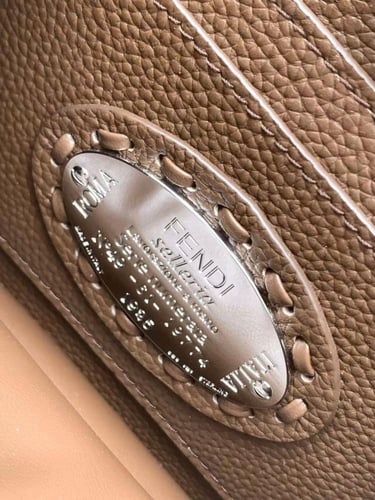 فندي بيكابو بتيت مقاس 20cm