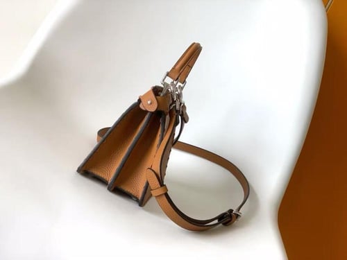 فندي بيكابو بتيت مقاس 20cm