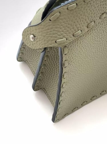 فندي بيكابو بتيت مقاس 20cm