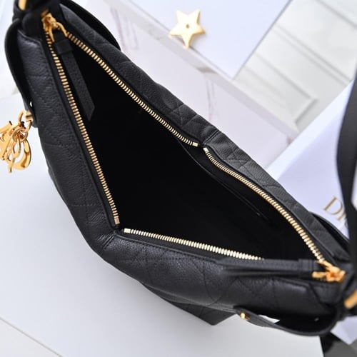 ديور Voyageur مقاس 28cm