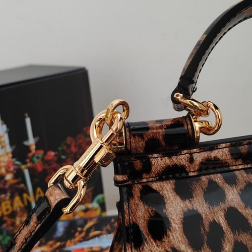 دولتشى اند غابانا مقاس 18