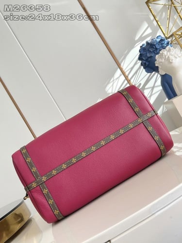 لوي فيتون KEEPALL BANDOULIÈRE مقاس 36cm