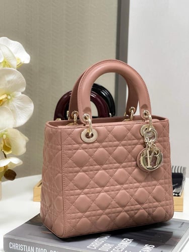 ليدي ديور مديم مقاس 24cm