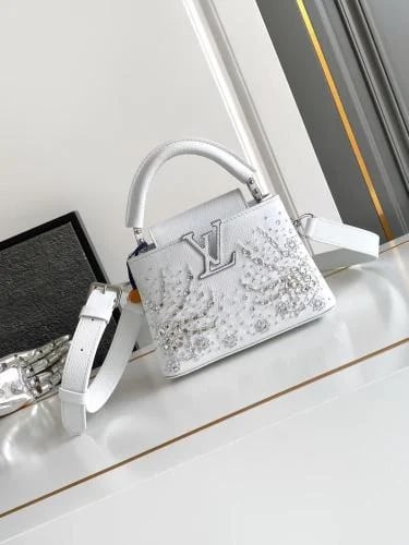 لوي فيتون Capucines مقاس 21cm