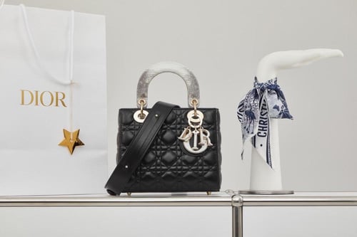 ليدي ديور مقاس 20 cm