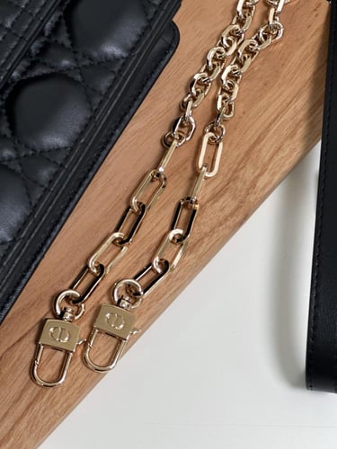 كلاتش ديور مقاس 24cm