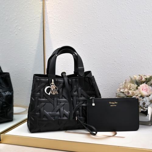 شنطة ديور توجور اسود مقاس28cm