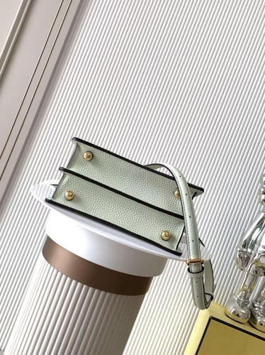 فندي بيكابو بتيت مقاس 20cm